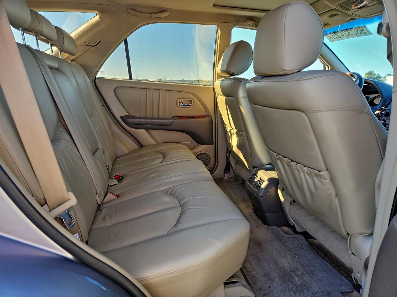 2002 LEXUS RX 300 photo 11