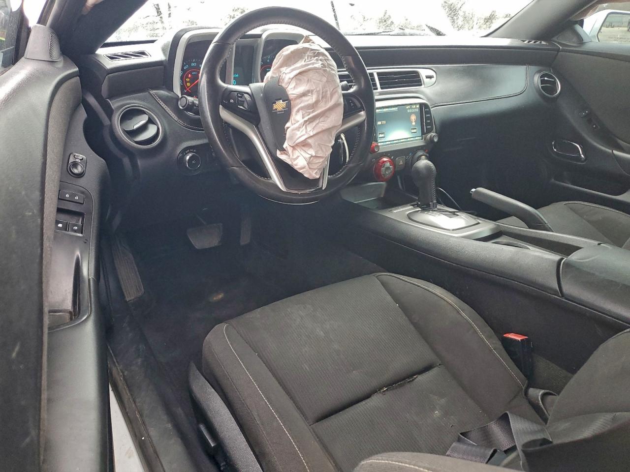 2015 CHEVROLET CAMARO LT photo 8
