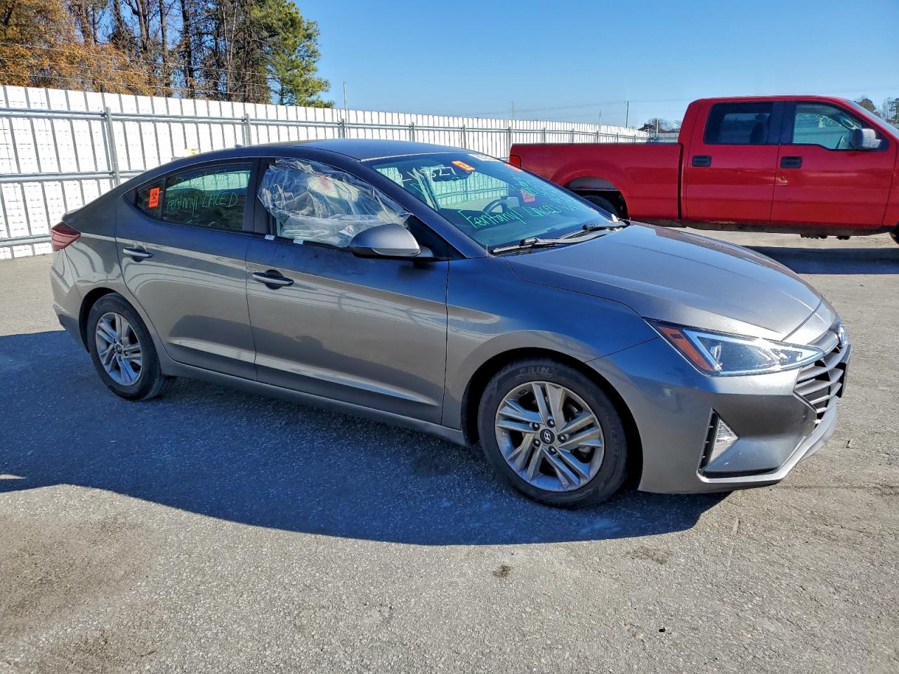 2020 HYUNDAI ELANTRA SEL photo 4
