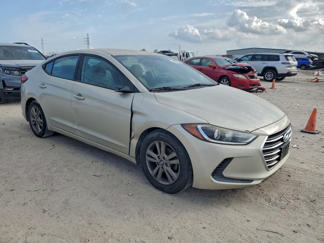 2018 HYUNDAI ELANTRA SEL photo 4