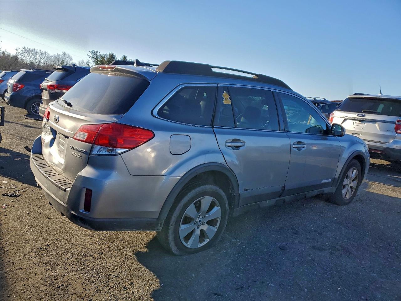 2011 SUBARU OUTBACK 2.5I LIMITED photo 3