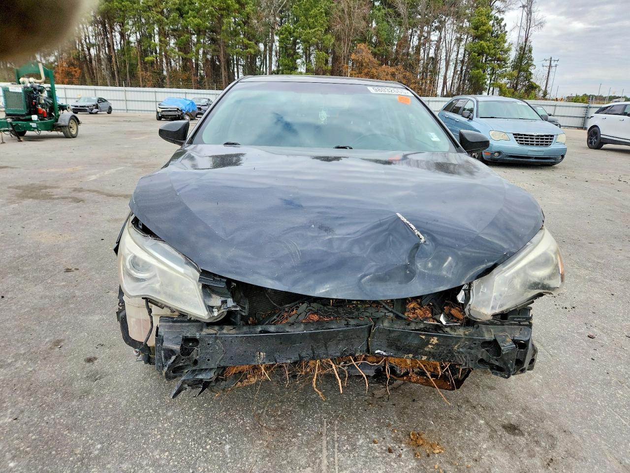 2016 TOYOTA CAMRY LE photo 5
