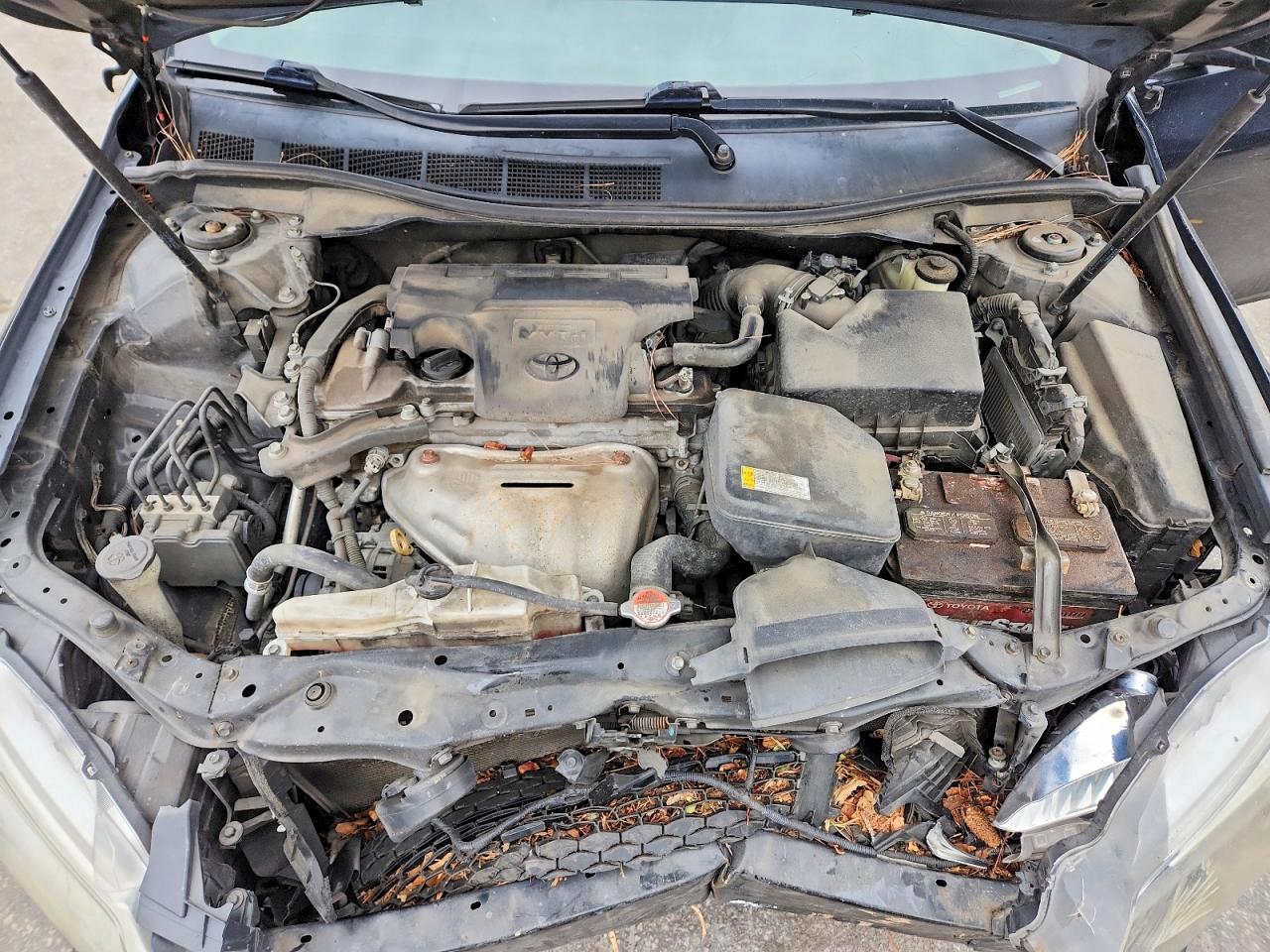 2016 TOYOTA CAMRY LE photo 11