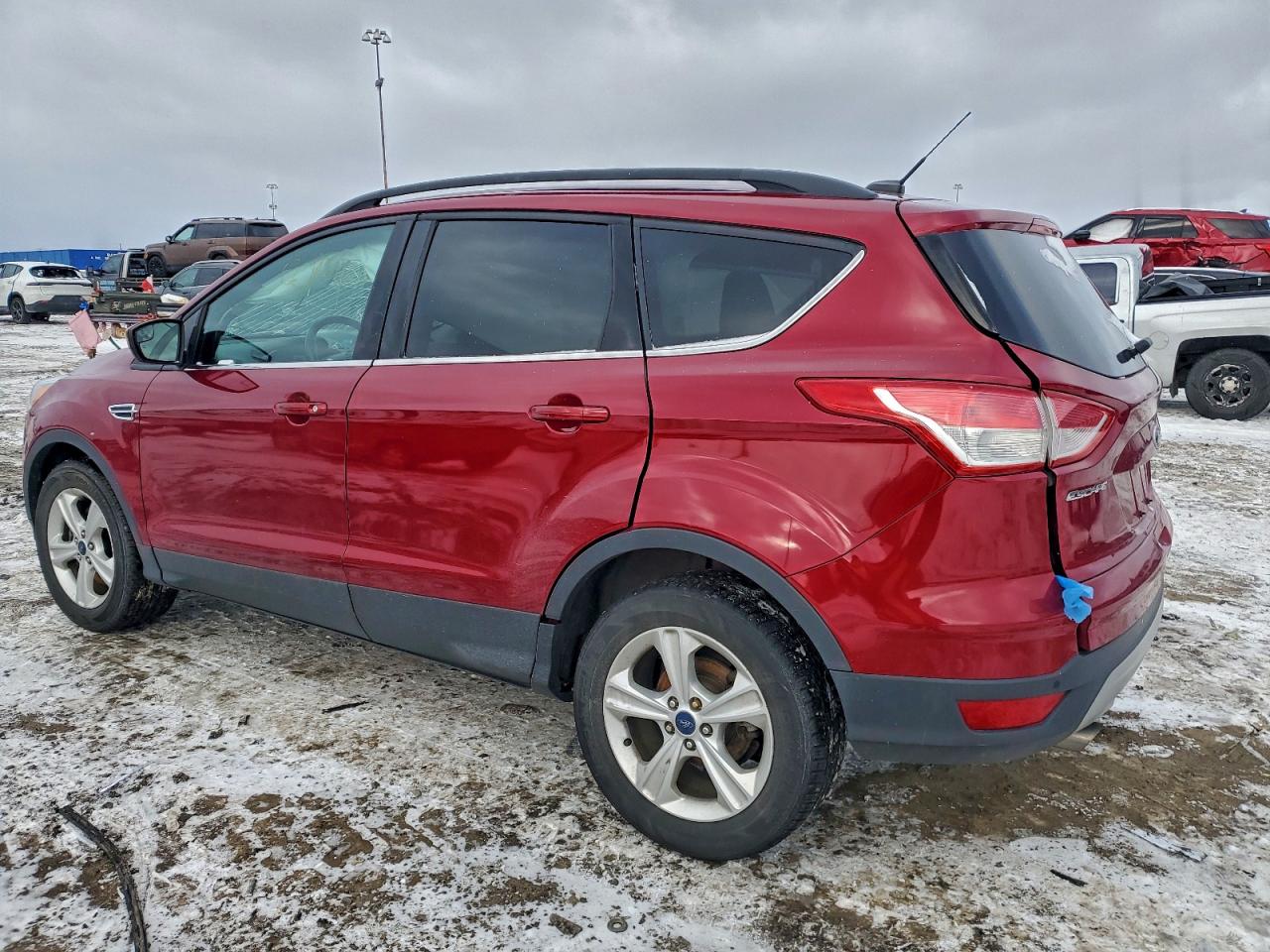 2015 FORD ESCAPE SE photo 2