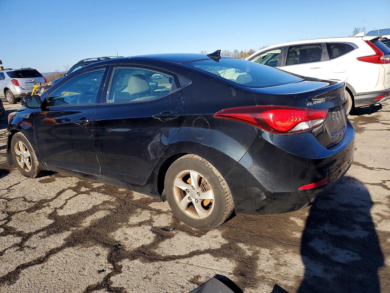 2015 HYUNDAI ELANTRA SE photo 2