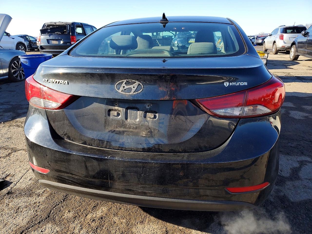 2015 HYUNDAI ELANTRA SE photo 6