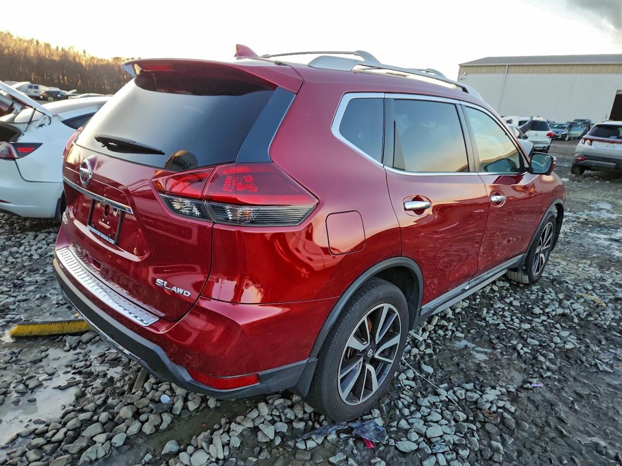 2020 NISSAN ROGUE S photo 3