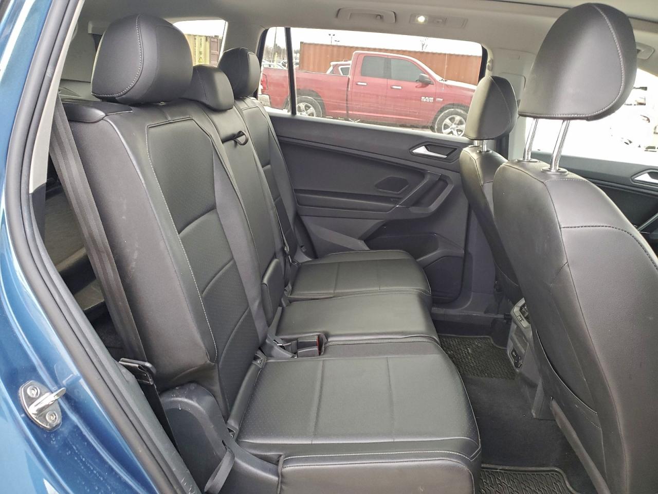 2020 VOLKSWAGEN TIGUAN SE photo 11