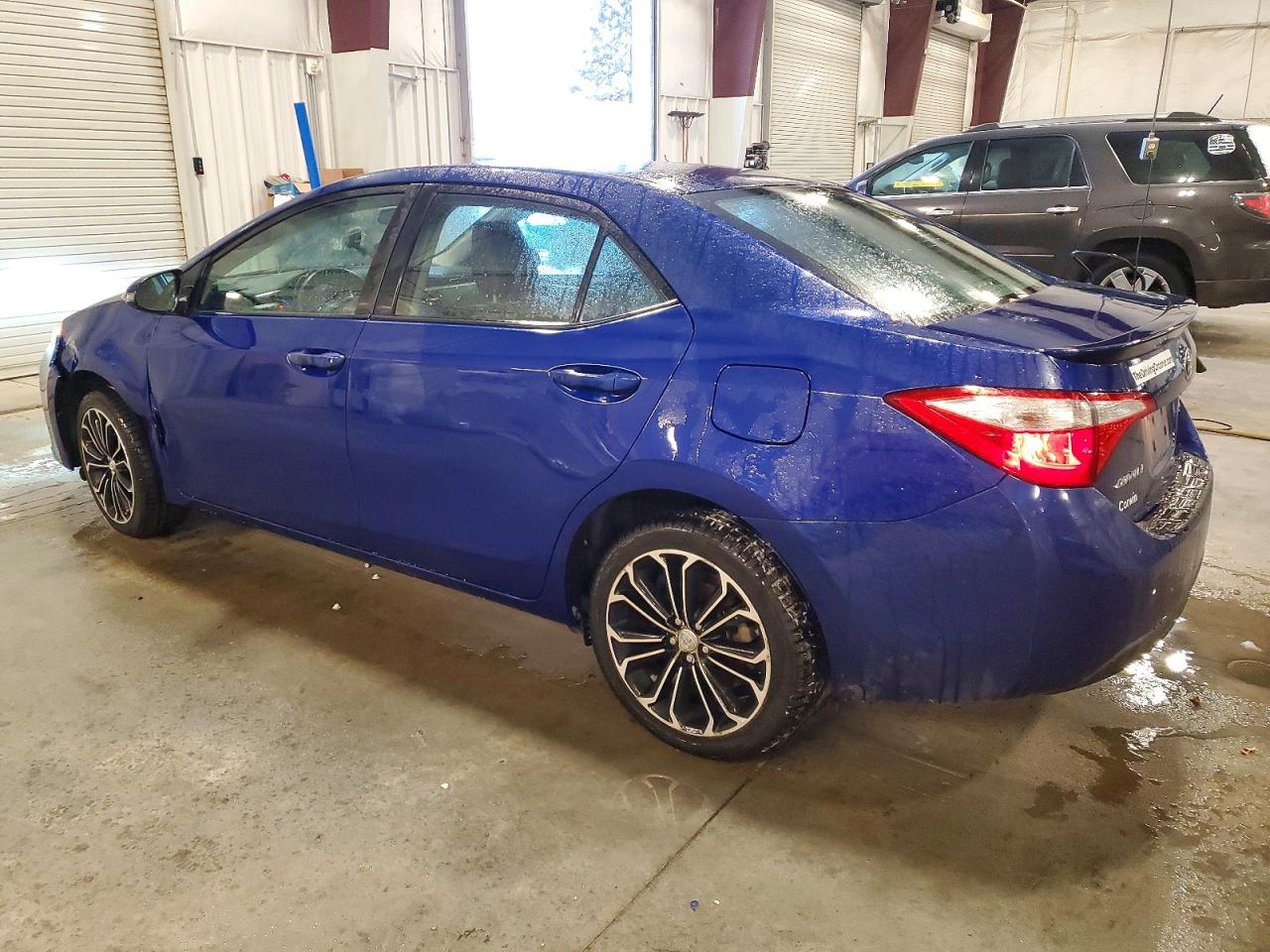 2015 TOYOTA COROLLA L photo 2