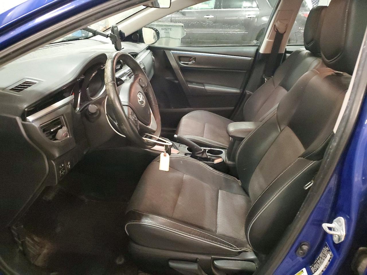 2015 TOYOTA COROLLA L photo 7