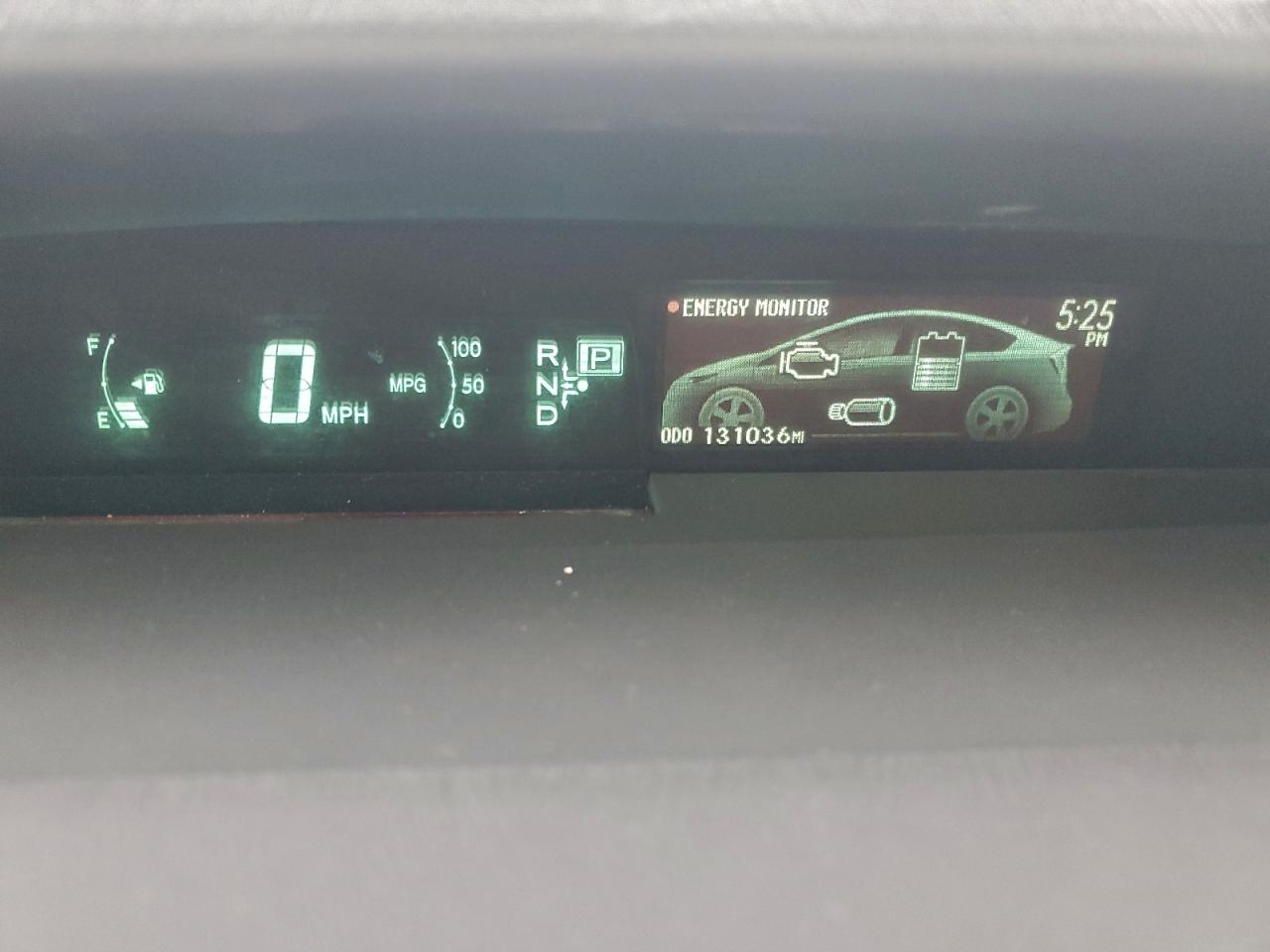 2013 TOYOTA PRIUS photo 9