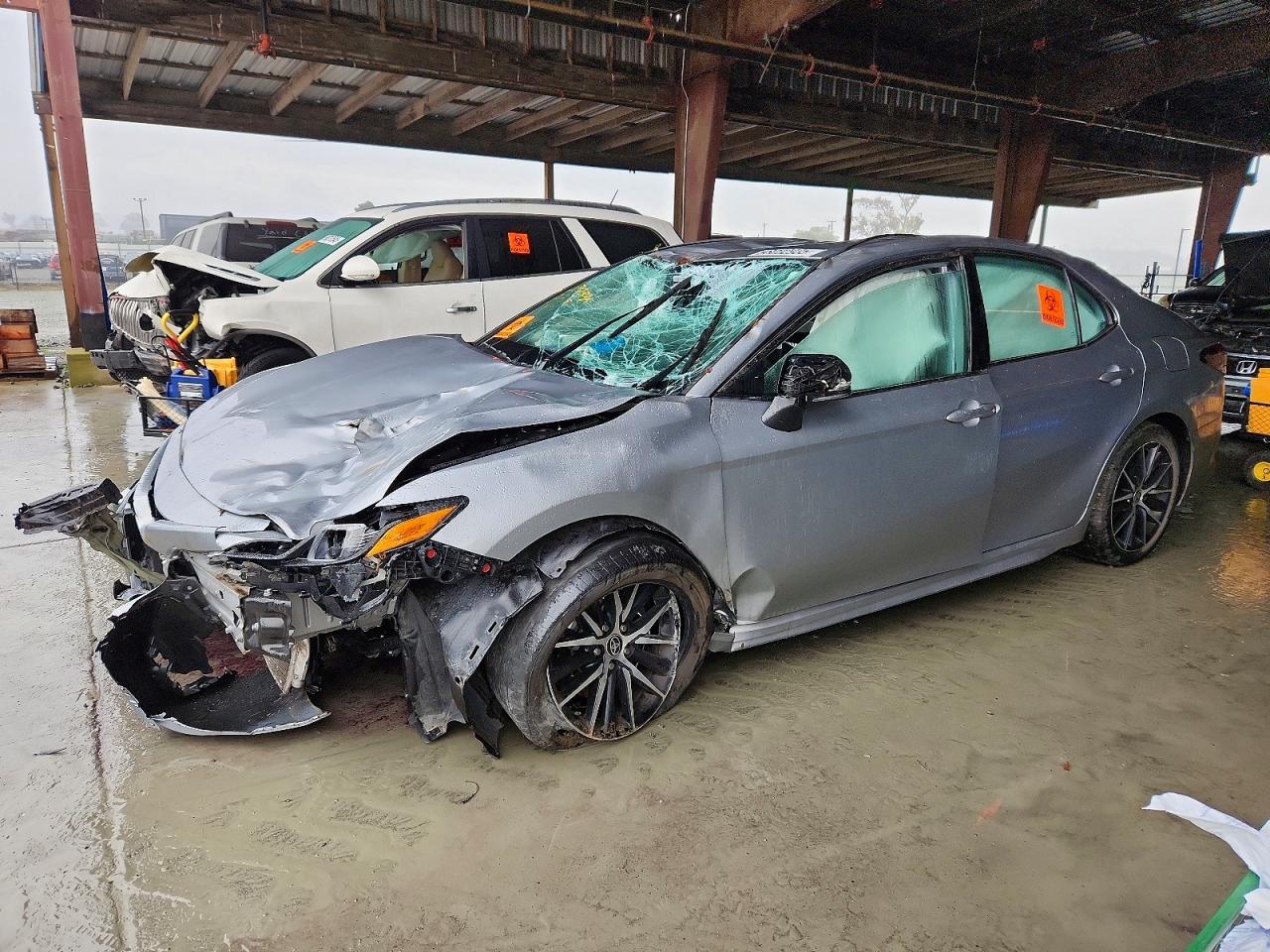 2022 TOYOTA CAMRY