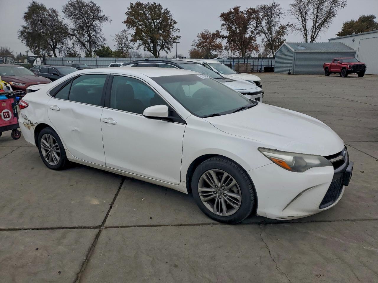 2016 TOYOTA CAMRY SE photo 7