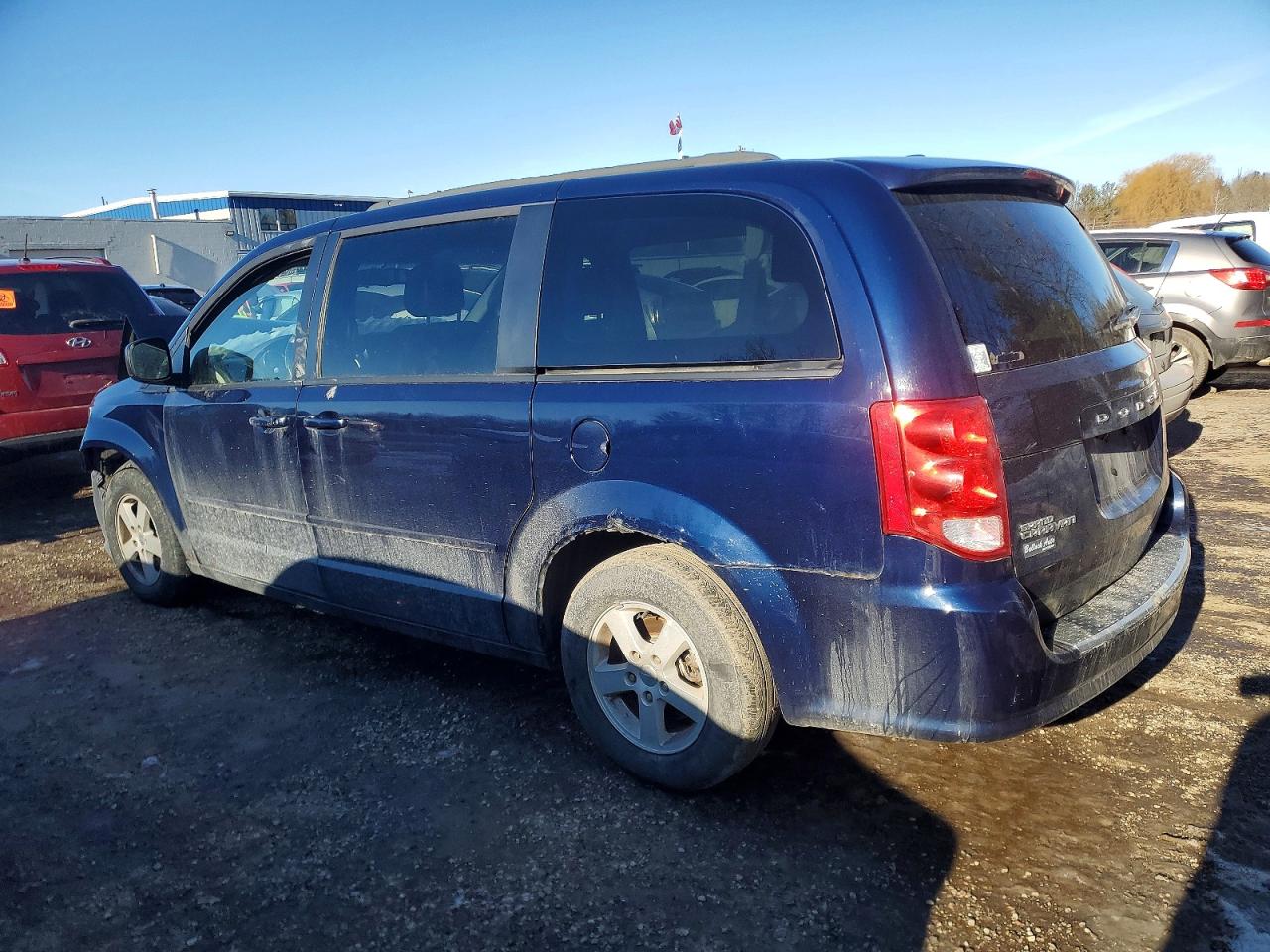 2012 DODGE GRAND CARAVAN SE photo 2
