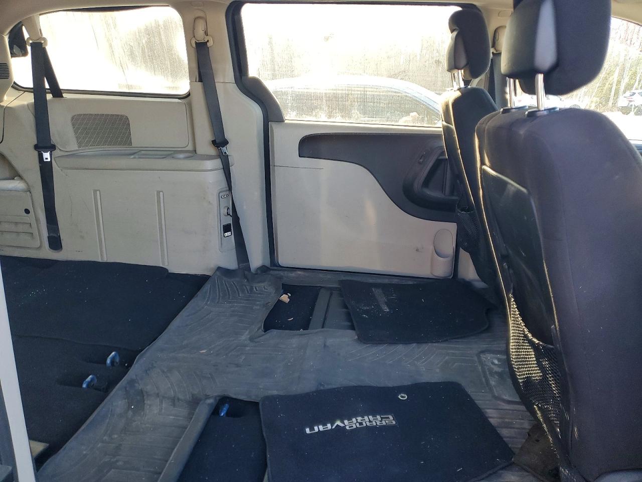 2012 DODGE GRAND CARAVAN SE photo 11