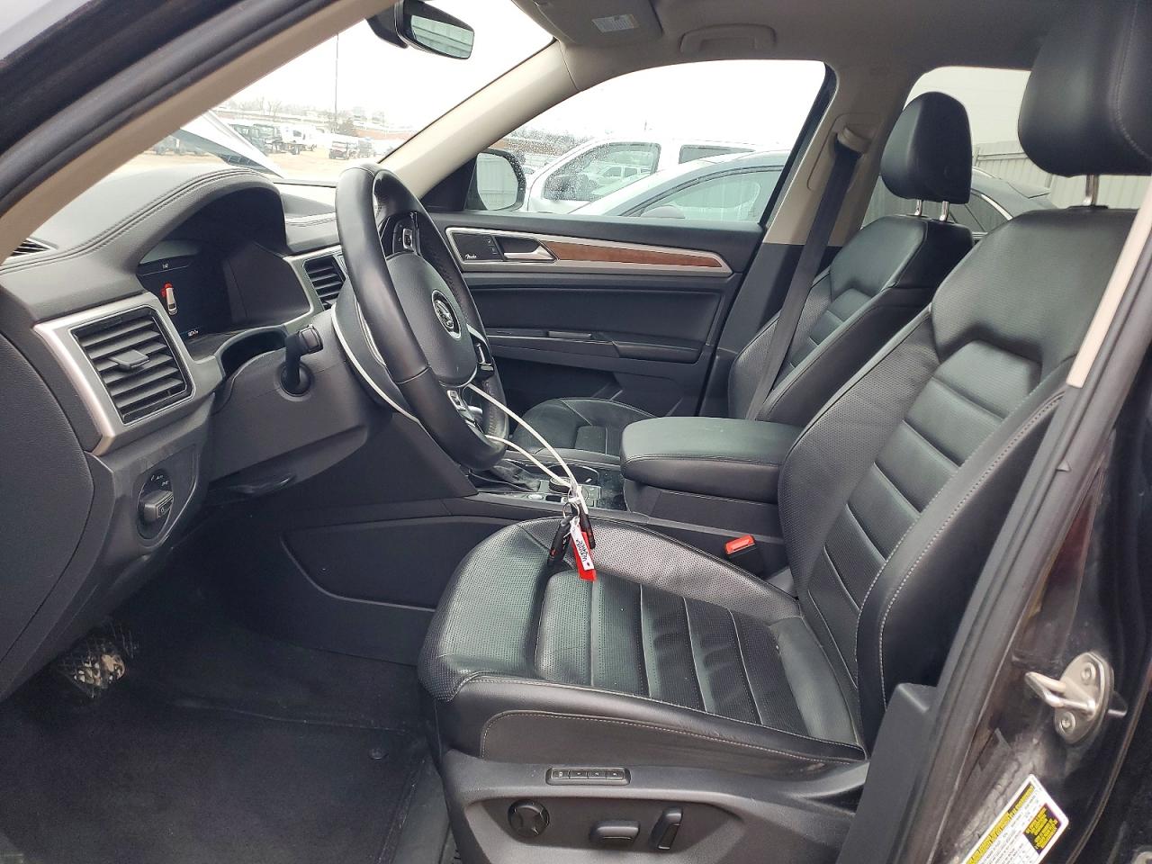 2018 VOLKSWAGEN ATLAS SEL PREMIUM photo 7