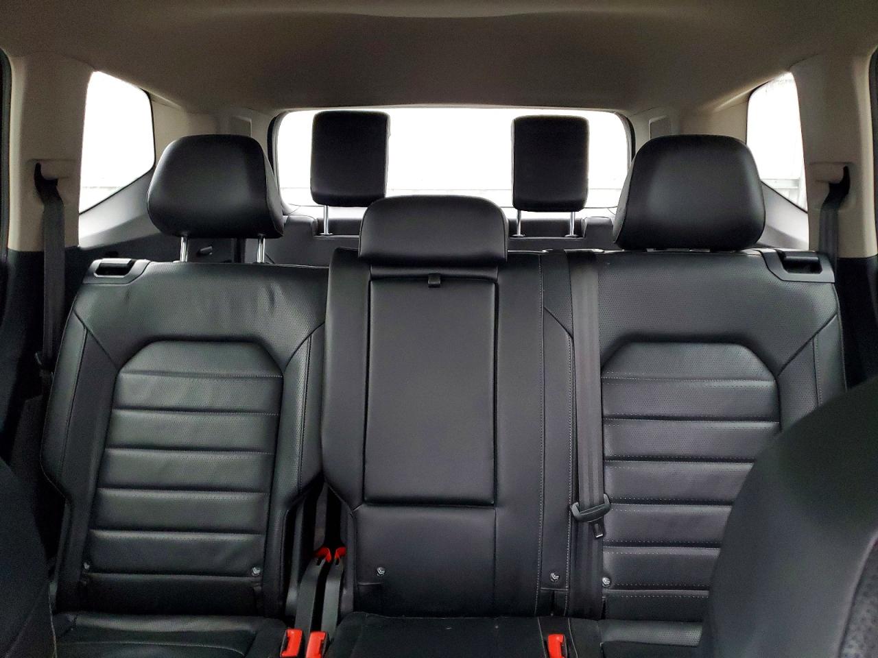 2018 VOLKSWAGEN ATLAS SEL PREMIUM photo 10