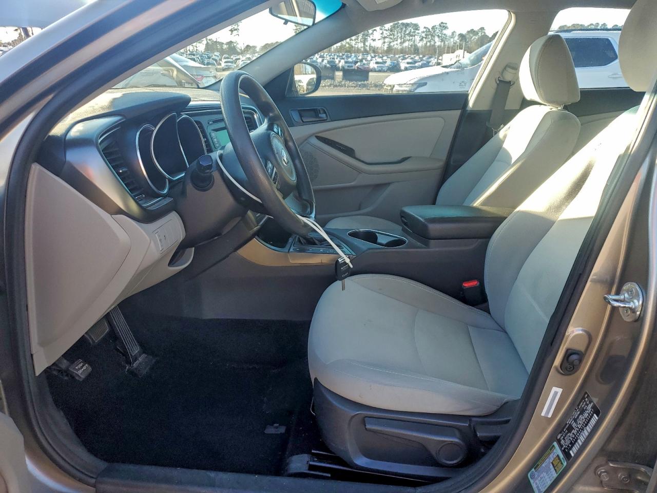 2014 KIA OPTIMA LX photo 19