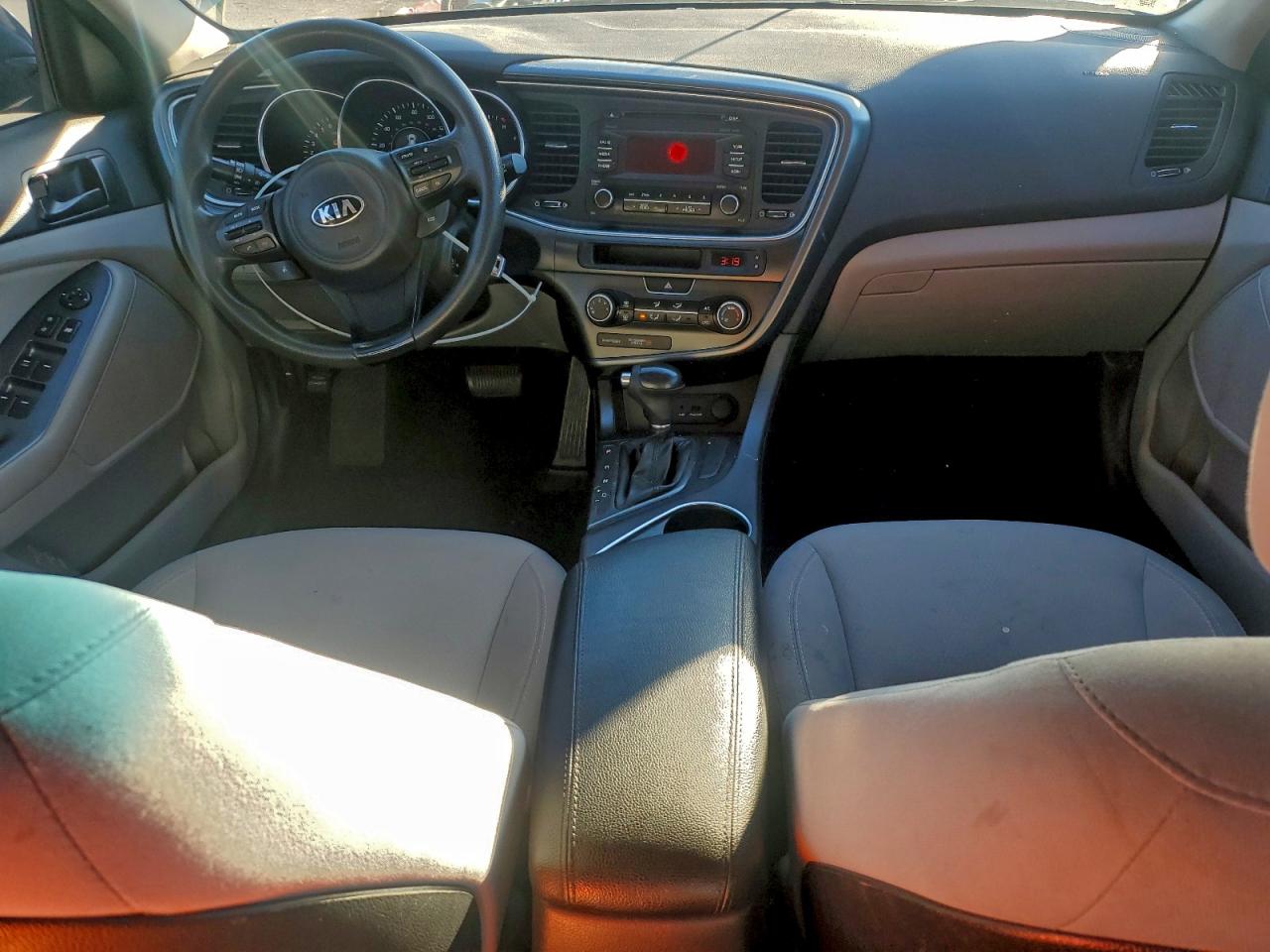 2014 KIA OPTIMA LX photo 22