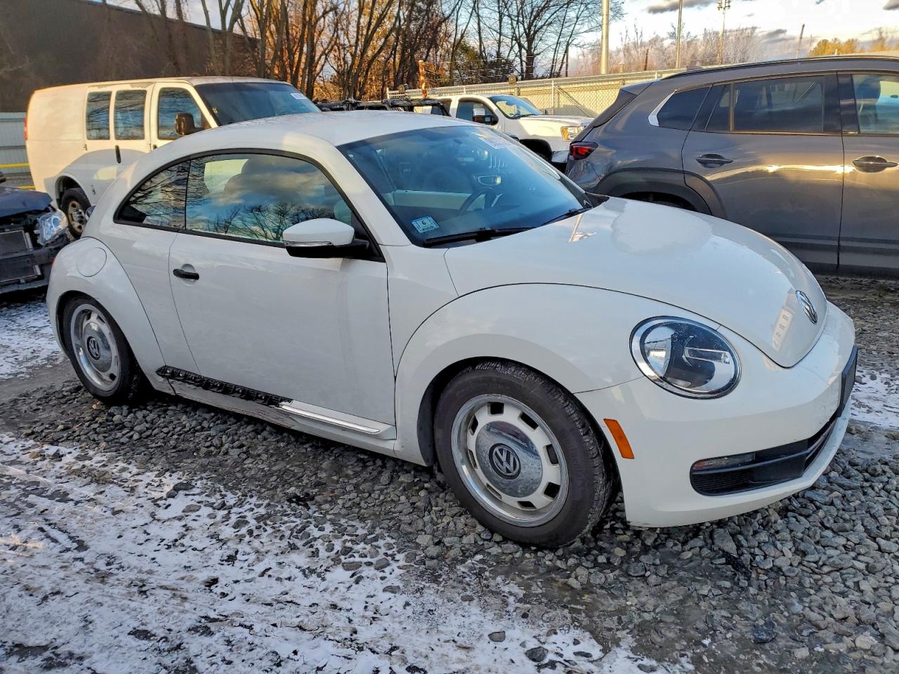 2015 VOLKSWAGEN BEETLE 1.8T photo 7