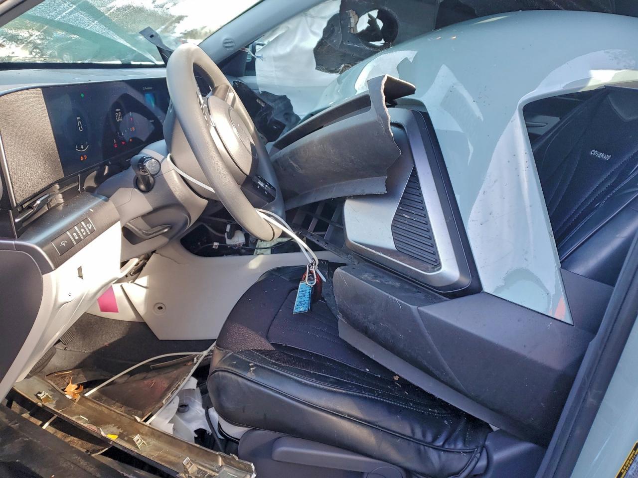 2024 HYUNDAI KONA SE photo 7