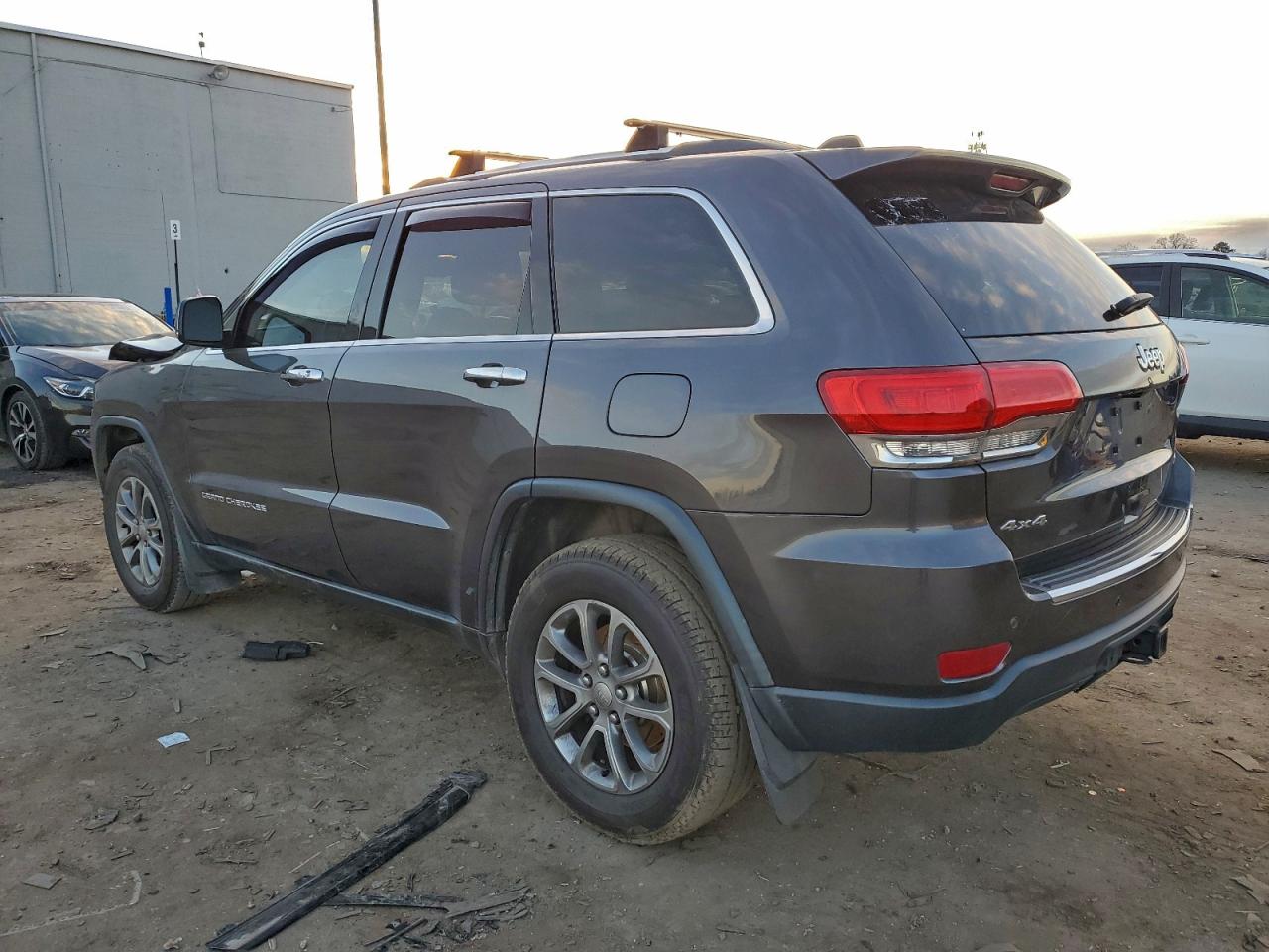 2016 JEEP GRAND CHEROKEE LIMITED photo 2