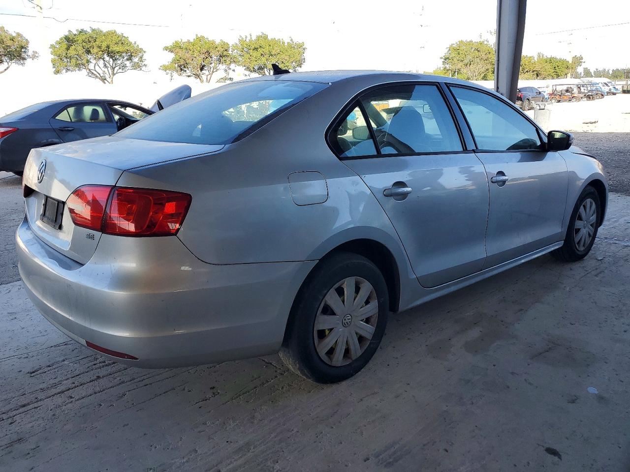 2014 VOLKSWAGEN JETTA SE photo 3