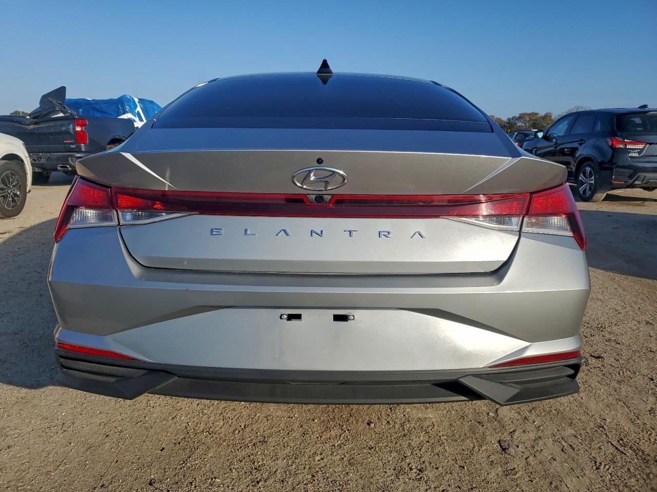 2021 HYUNDAI ELANTRA SEL photo 6