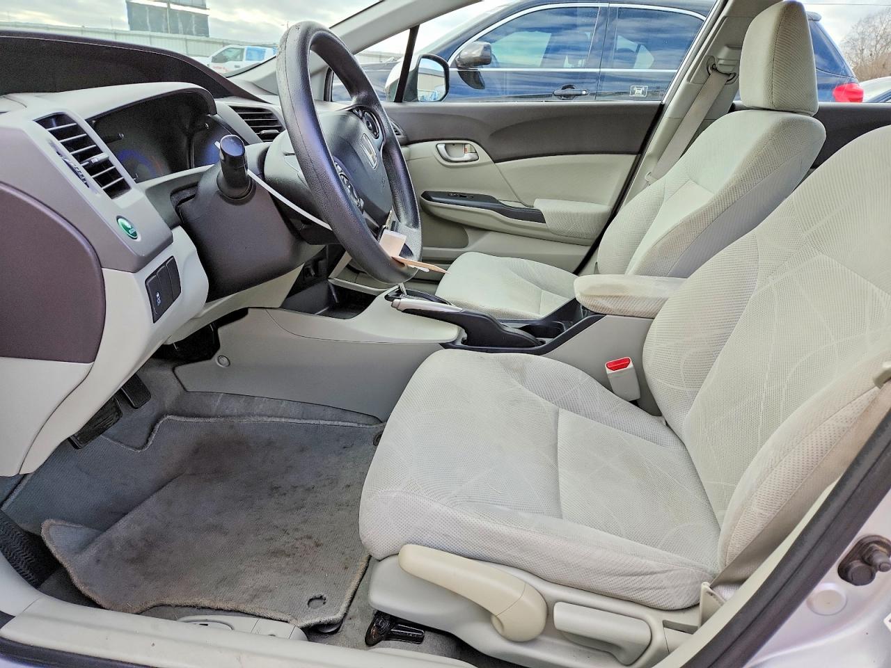 2012 HONDA CIVIC LX photo 7