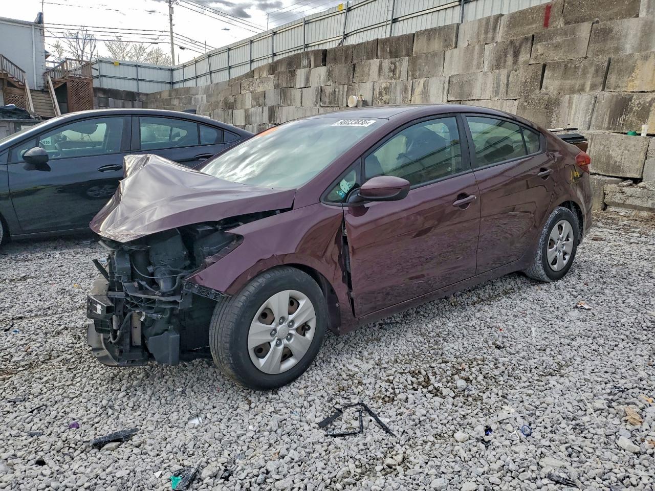 2017 KIA FORTE LX — FRONT END damage — photo 1
