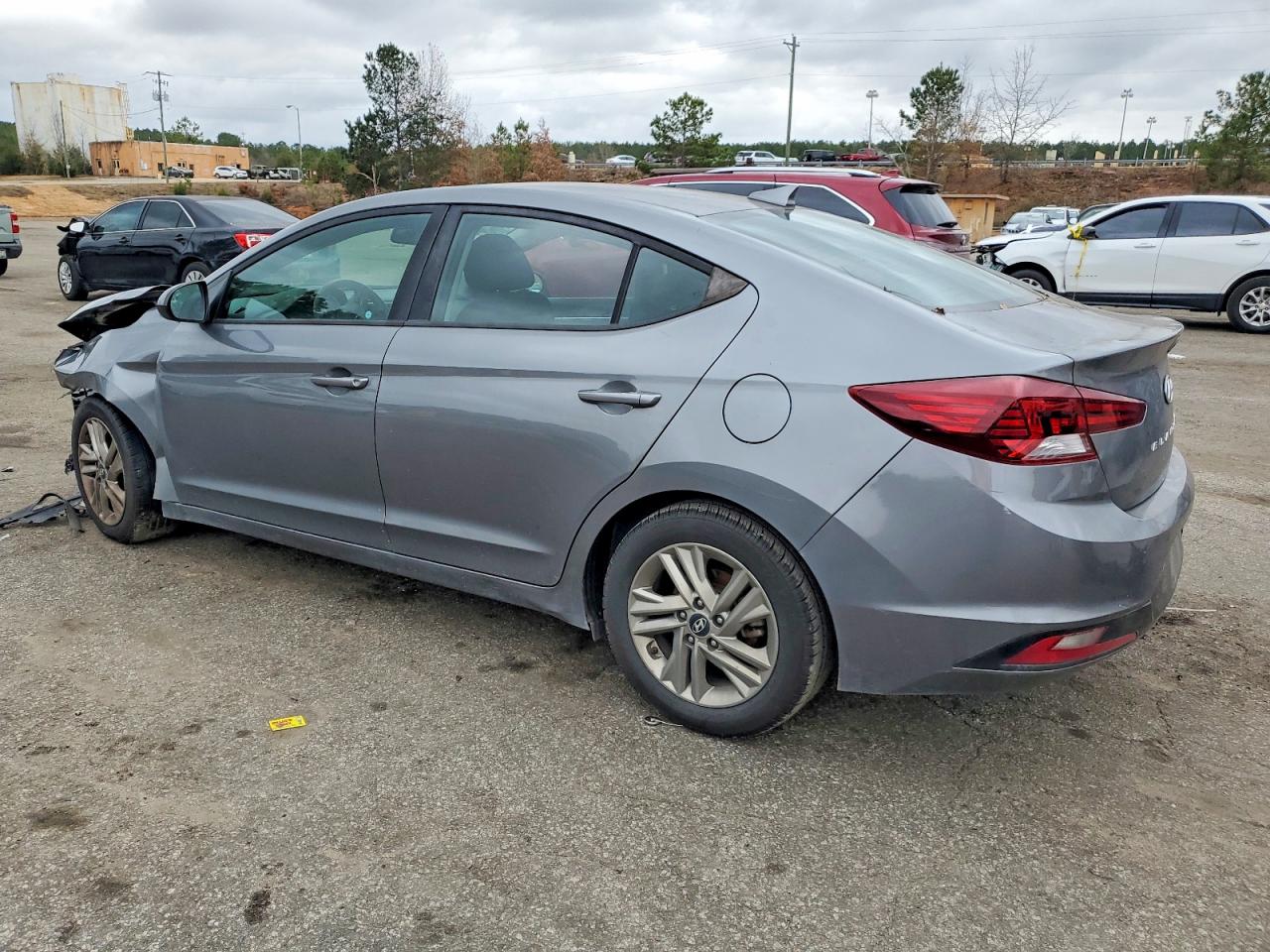 2019 HYUNDAI ELANTRA SEL photo 4