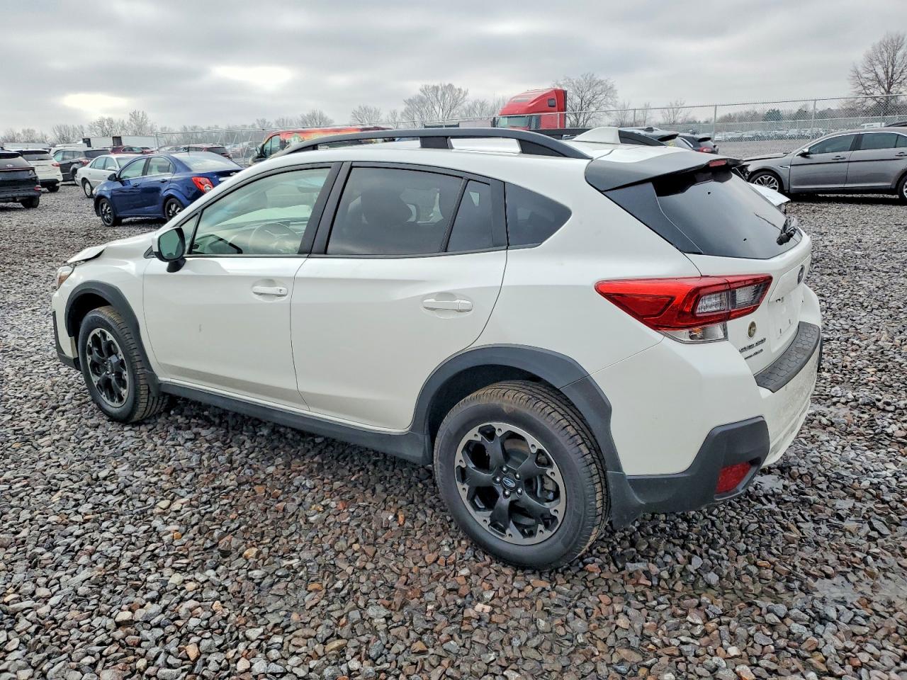 2021 SUBARU CROSSTREK PREMIUM photo 2