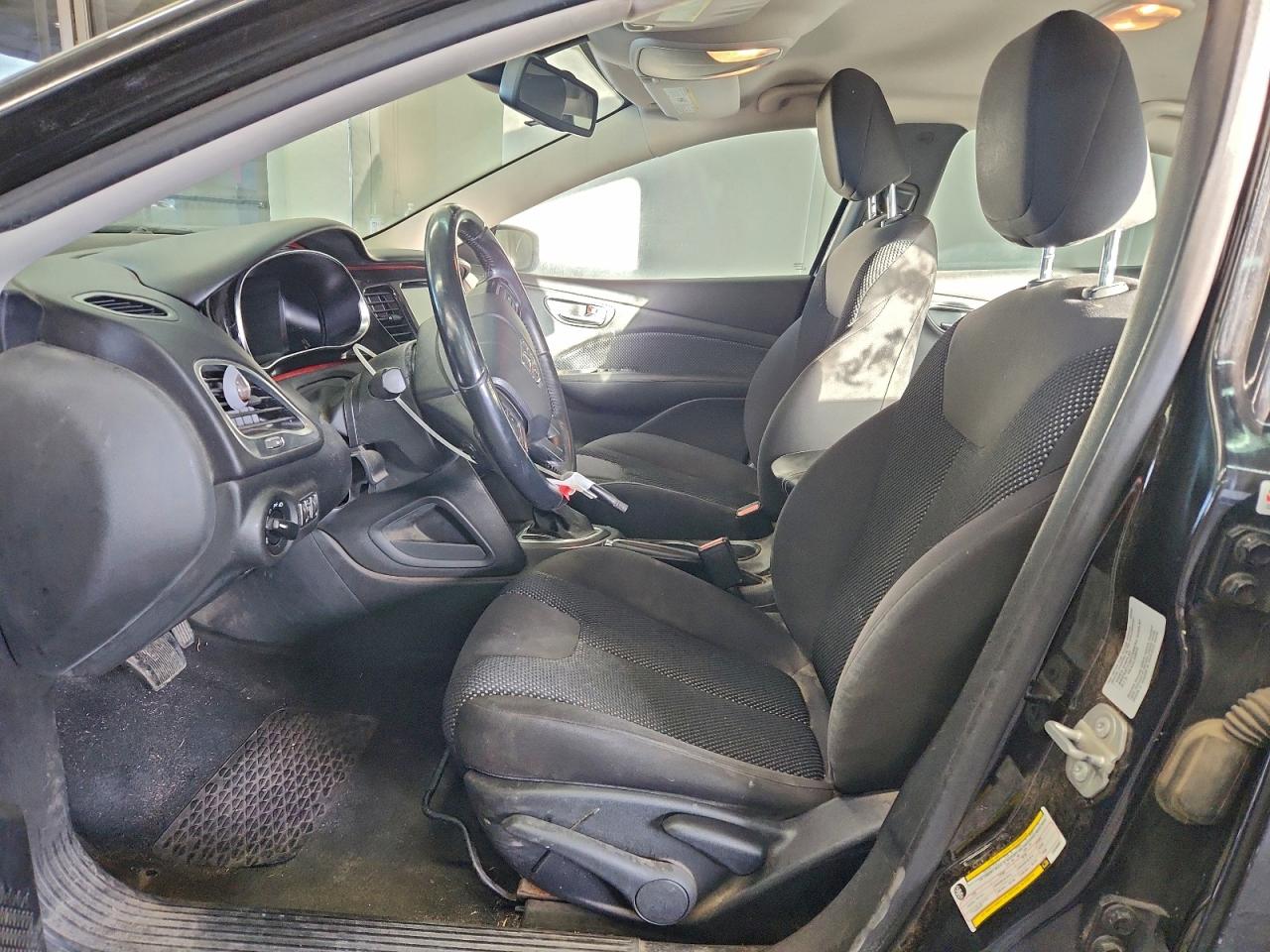 2015 DODGE DART SE AERO photo 13