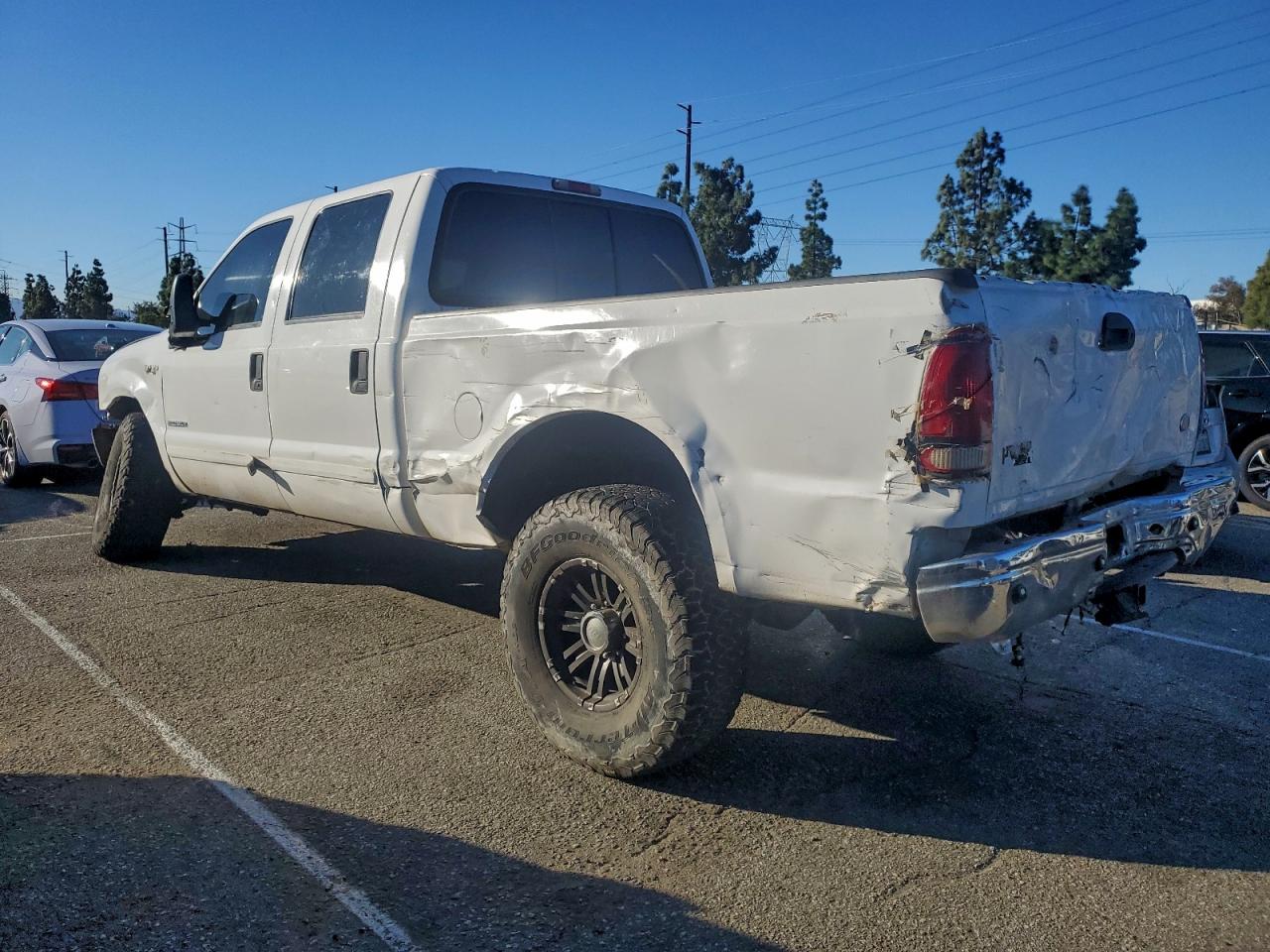 2001 FORD F350 SRW SUPER DUTY photo 2