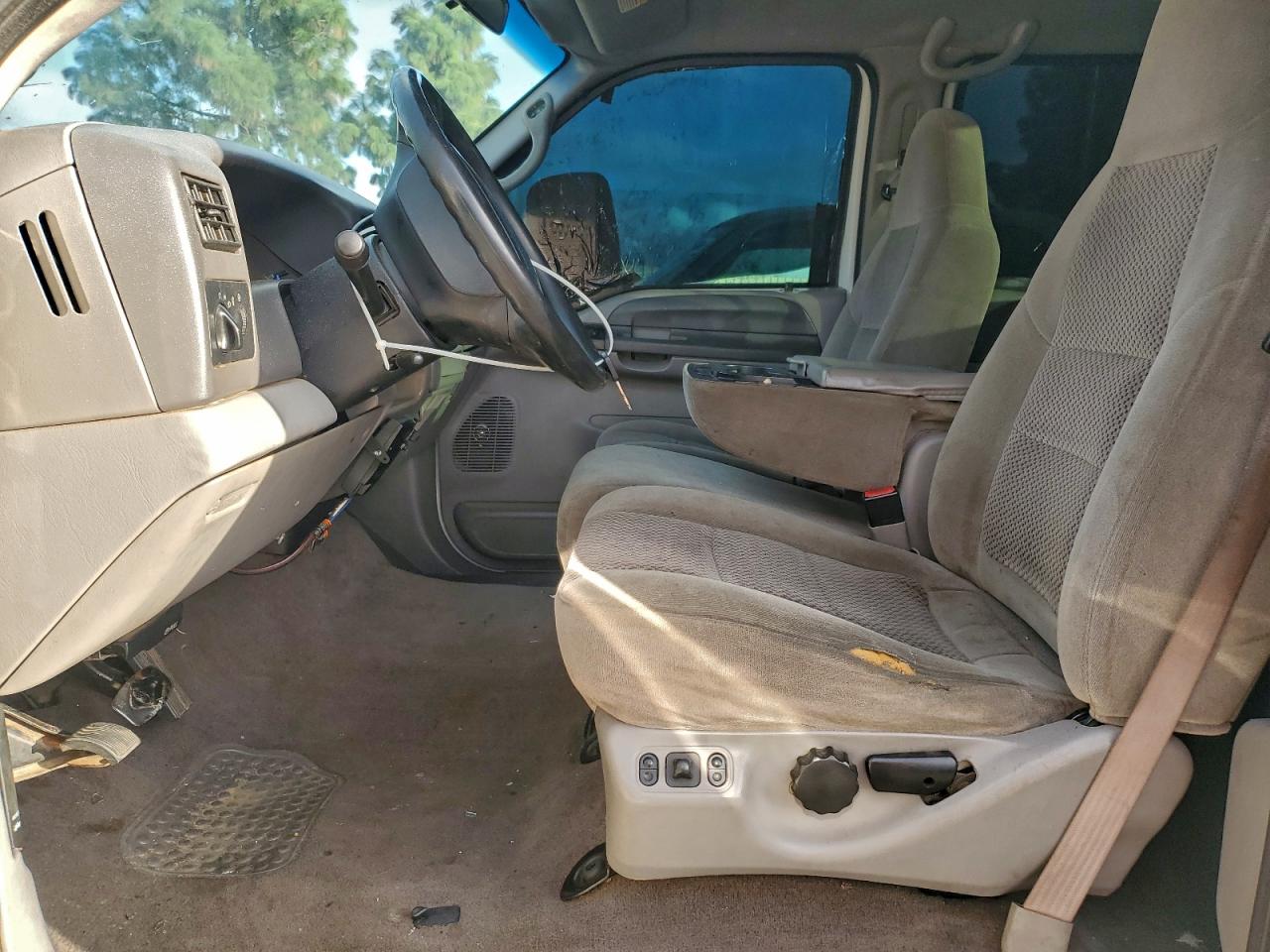 2001 FORD F350 SRW SUPER DUTY photo 7