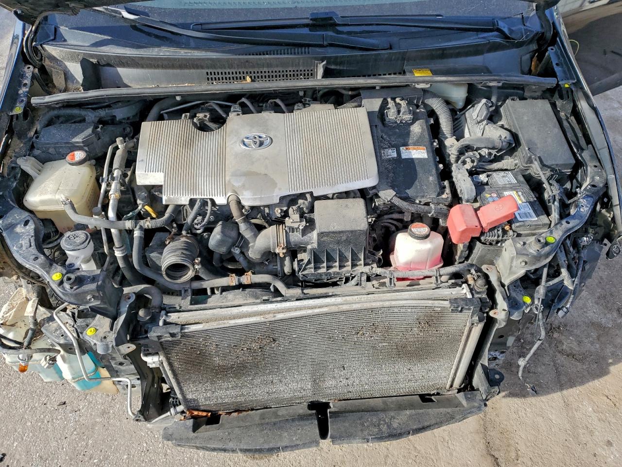 2016 TOYOTA PRIUS THREE photo 12