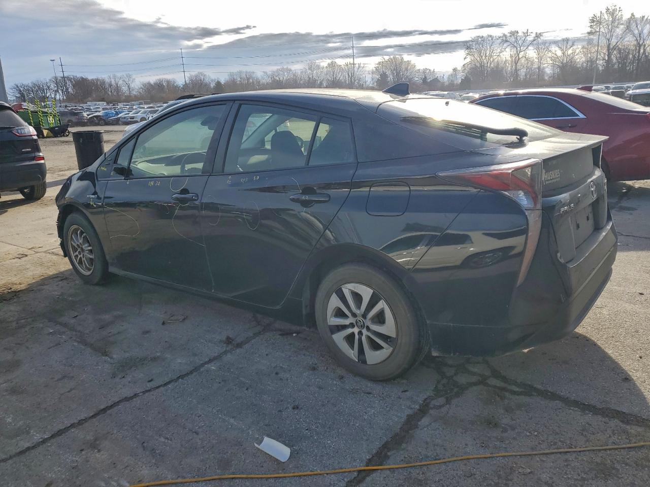 2016 TOYOTA PRIUS THREE photo 2