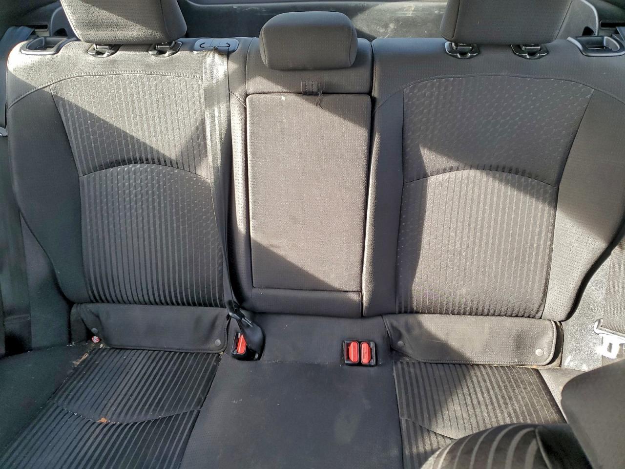 2016 TOYOTA PRIUS THREE photo 10