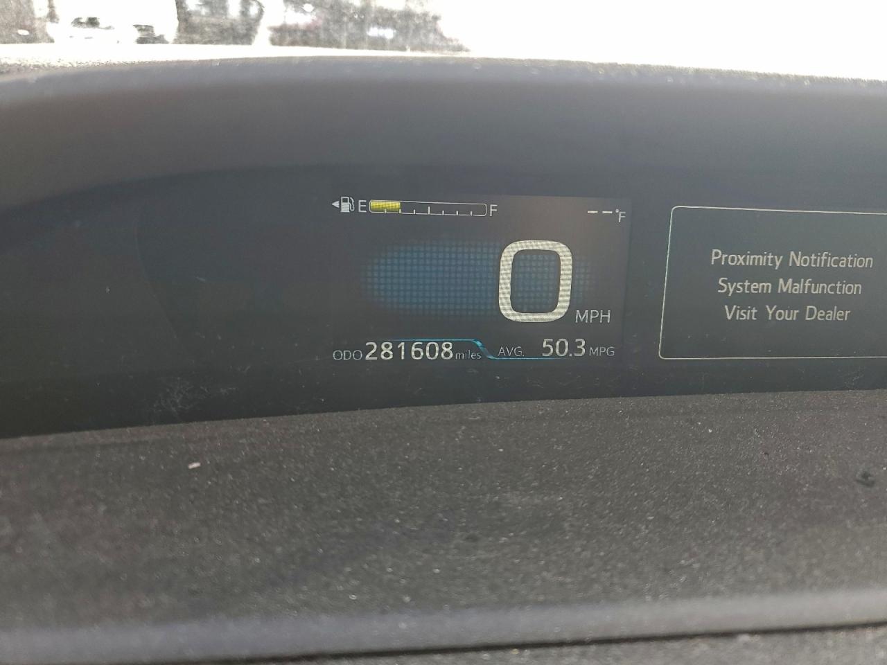 2016 TOYOTA PRIUS THREE photo 9