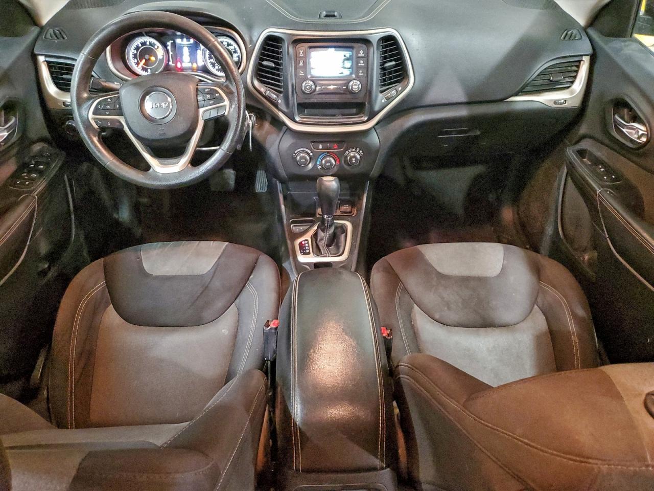 2016 JEEP CHEROKEE SPORT photo 8