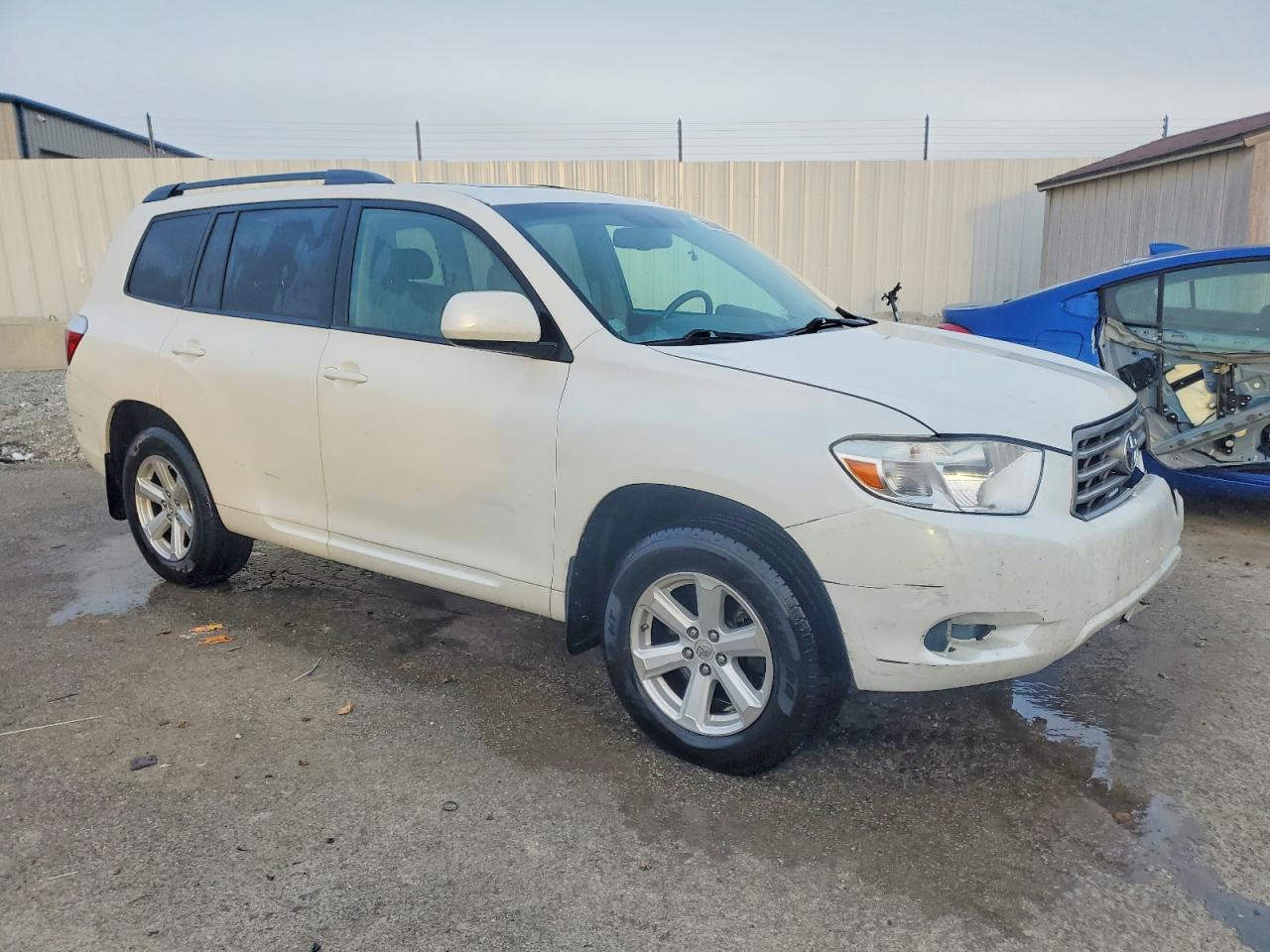 2010 TOYOTA HIGHLANDER SE photo 4