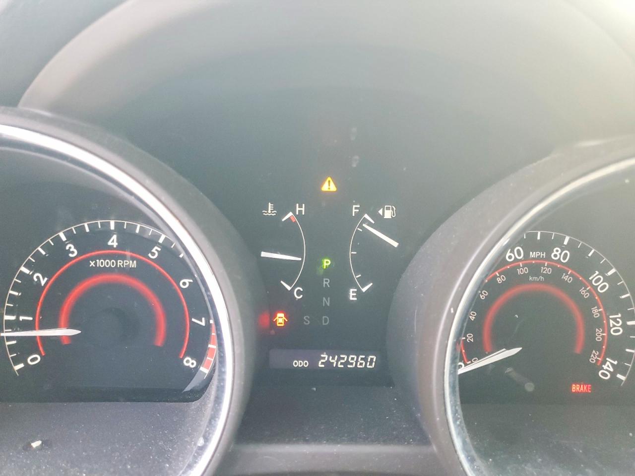 2010 TOYOTA HIGHLANDER SE photo 9