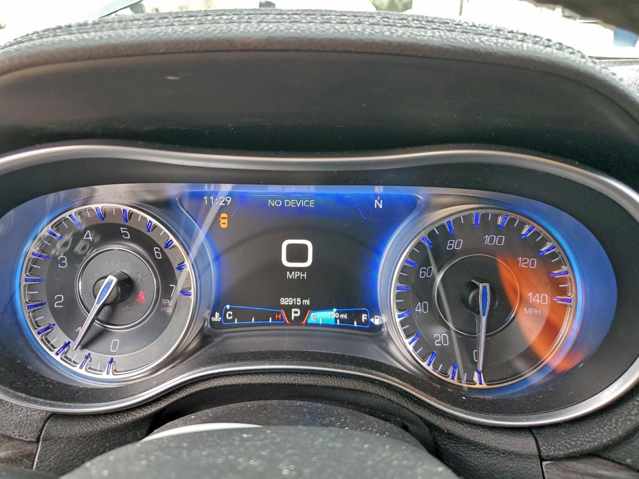 2015 CHRYSLER 300 LIMITED photo 9