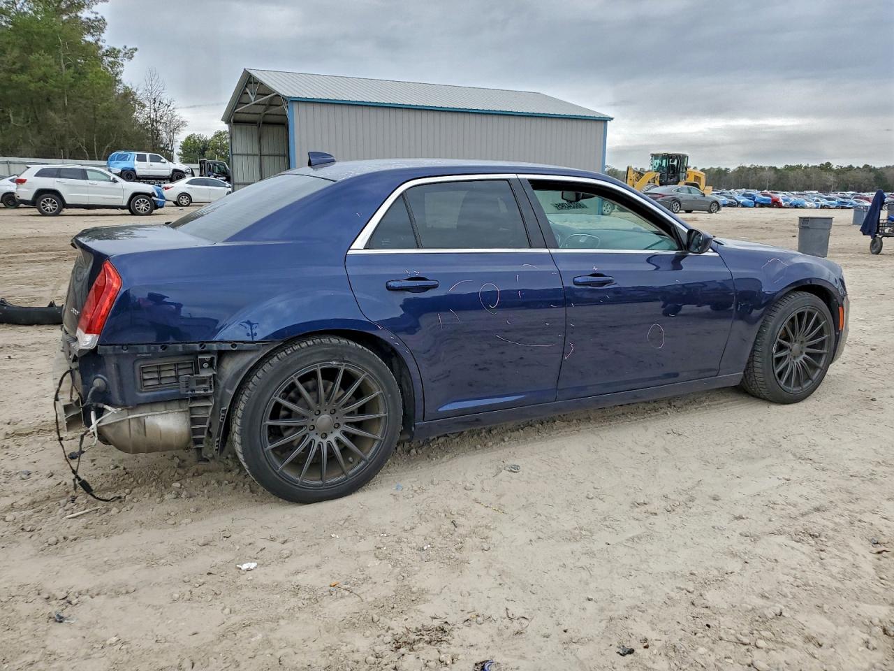 2015 CHRYSLER 300 LIMITED photo 3