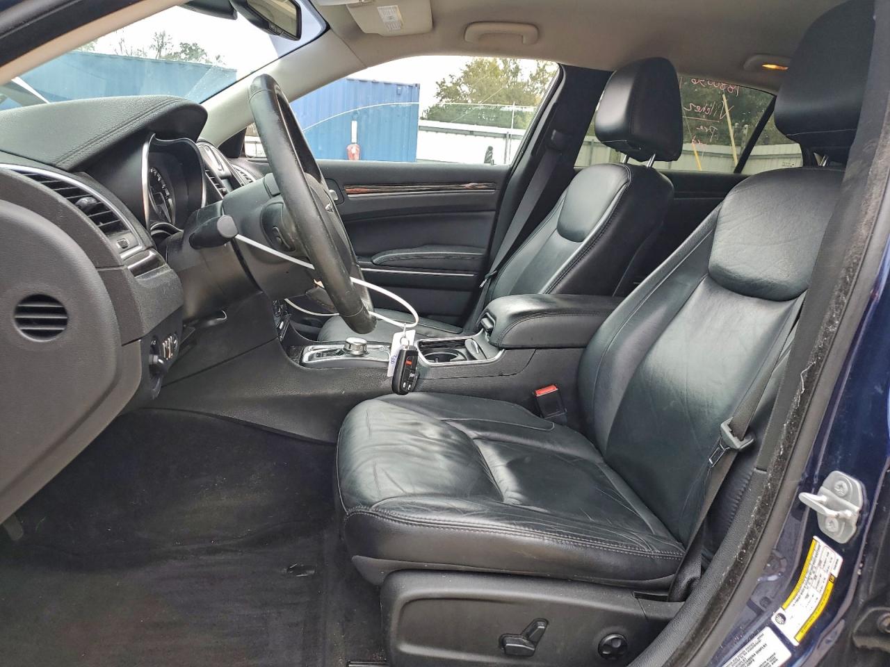 2015 CHRYSLER 300 LIMITED photo 7