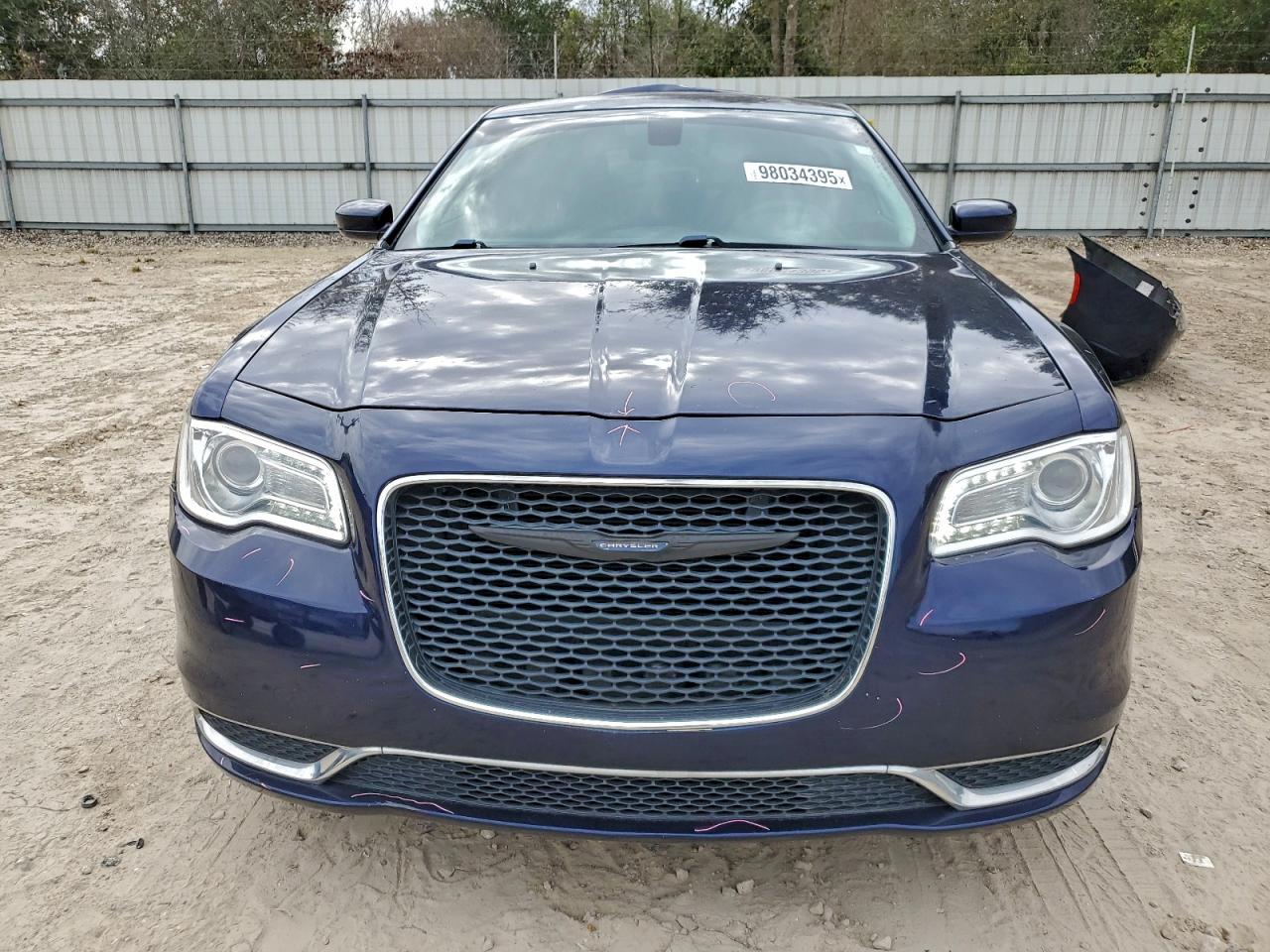 2015 CHRYSLER 300 LIMITED photo 5