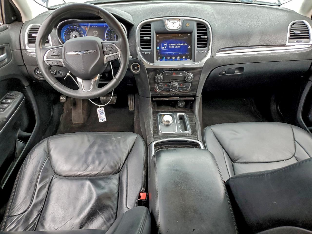 2015 CHRYSLER 300 LIMITED photo 8