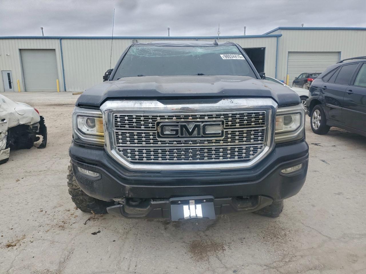 2017 GMC SIERRA K1500 SLT photo 5