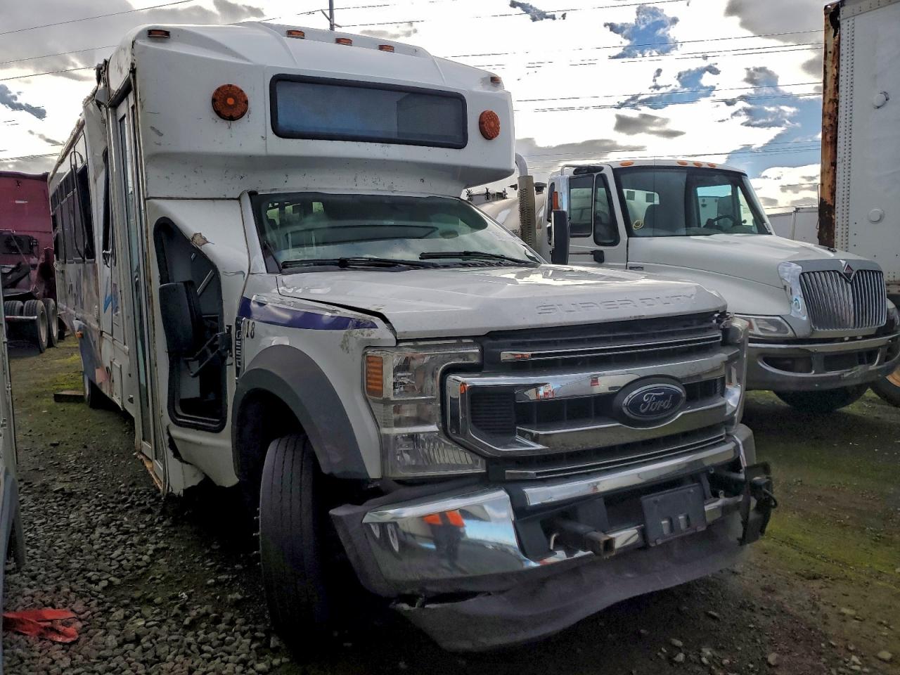 2022 FORD F550 SUPER