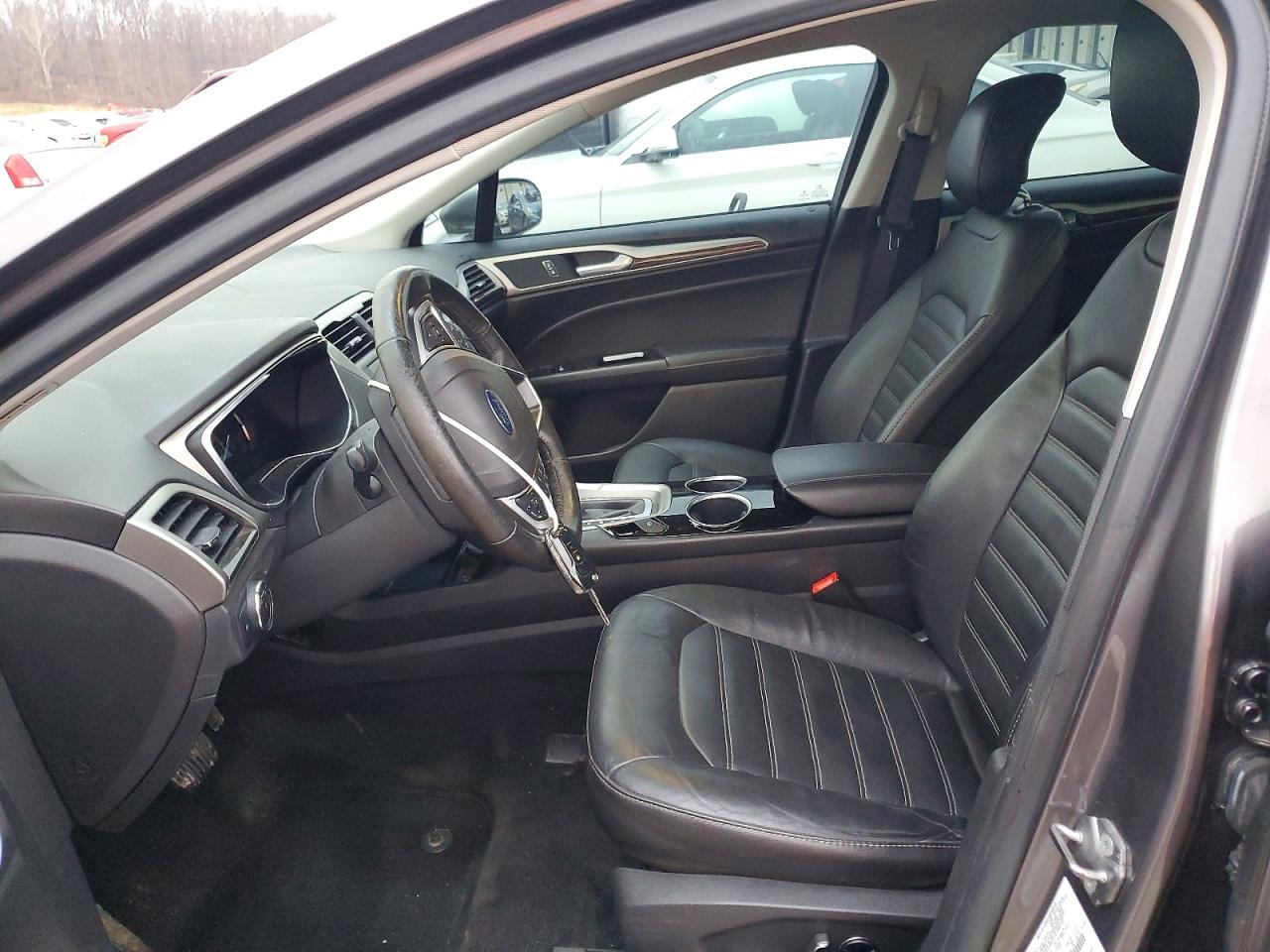 2013 FORD FUSION SE photo 7